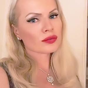 Meet your Posher, Sylvia